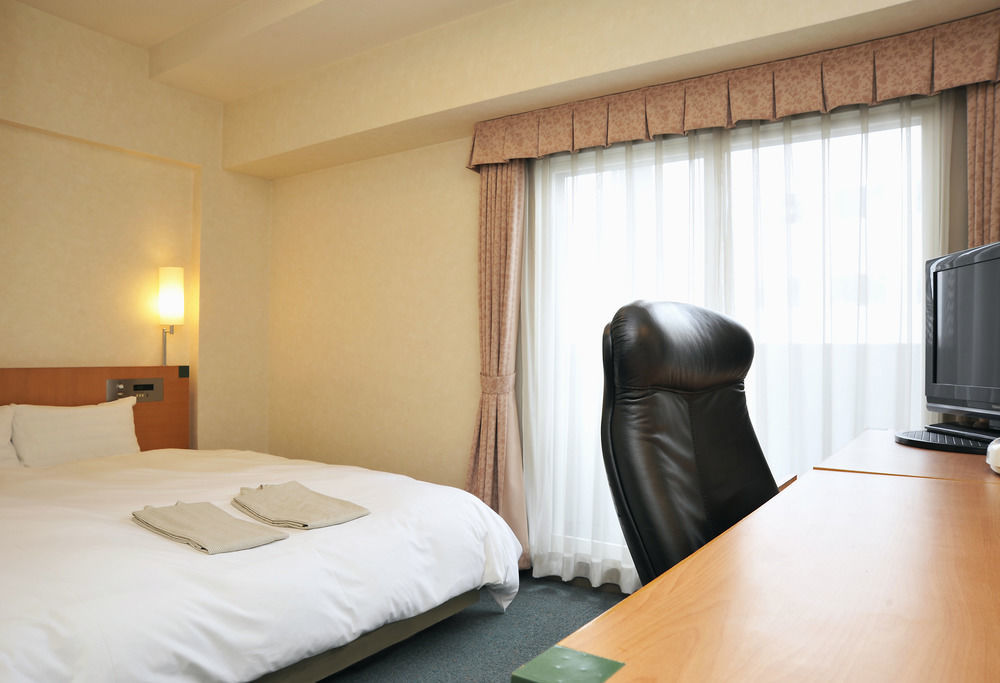 Kuretake Inn Asahikawa Buitenkant foto