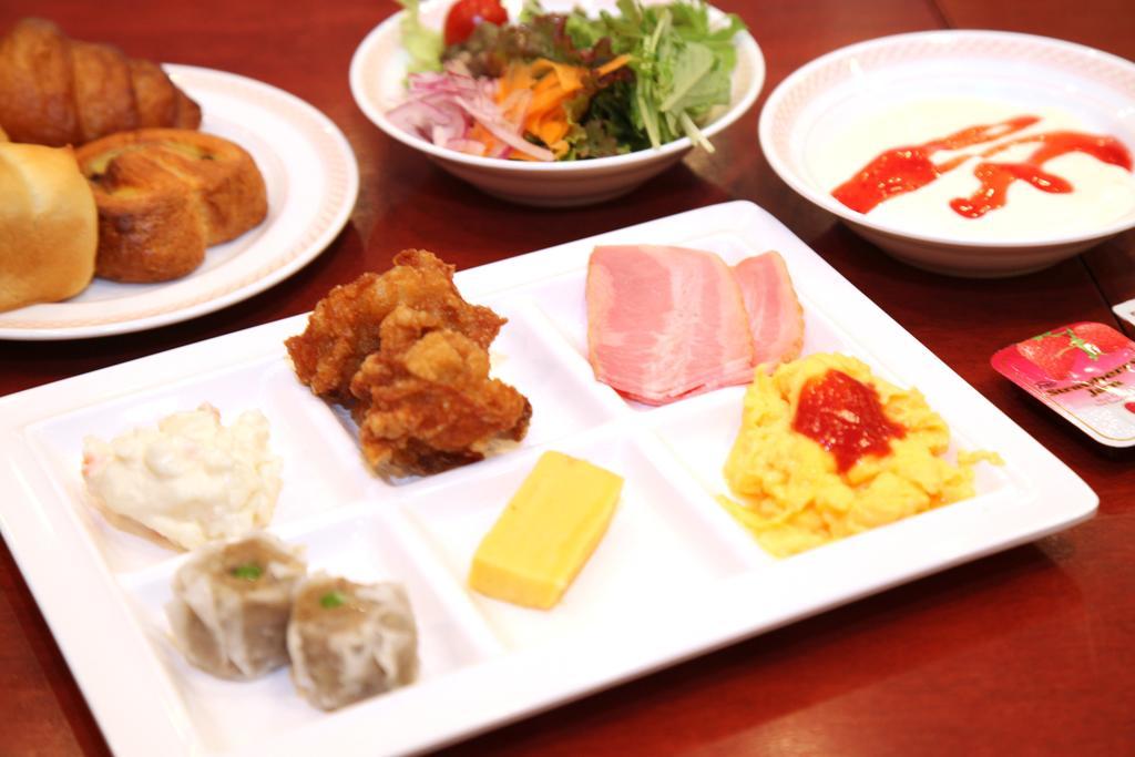 Kuretake Inn Asahikawa Buitenkant foto