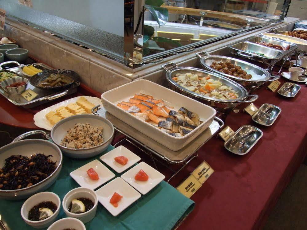 Kuretake Inn Asahikawa Buitenkant foto